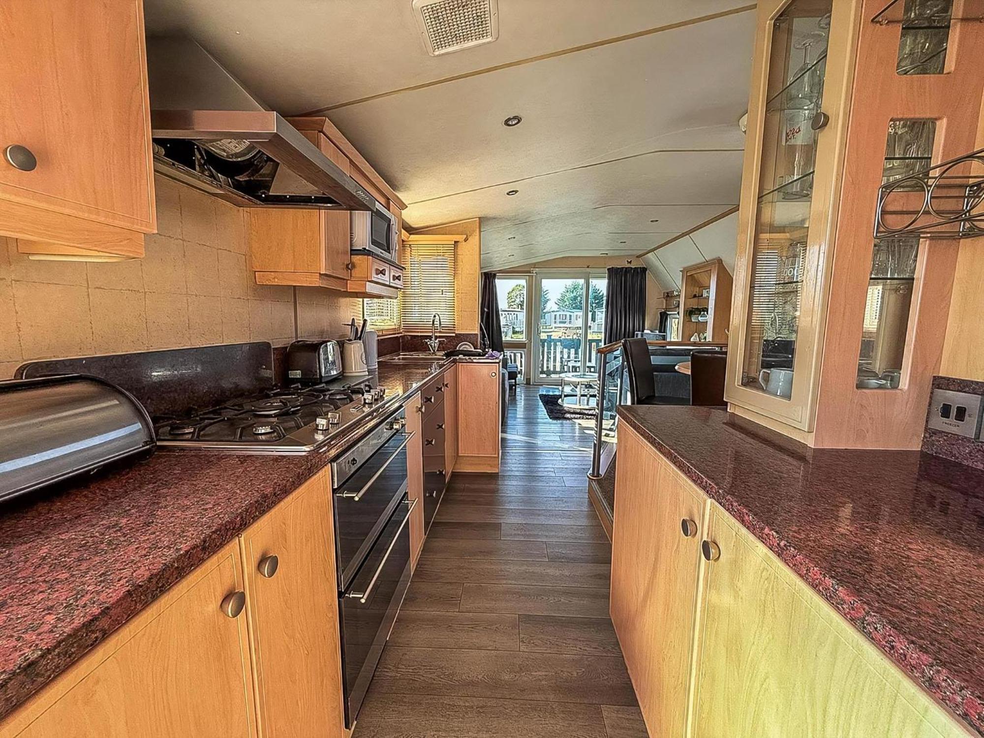 Campsite Fantastic Caravan With Stunning Views At Southview Ref 33002ml *