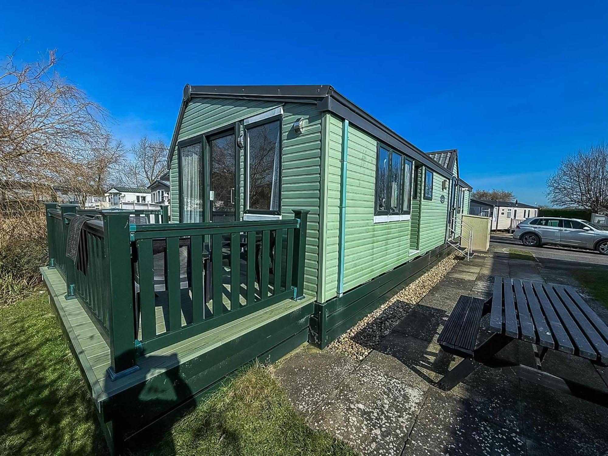 Fantastic Caravan With Stunning Views At Southview Ref 33002ml